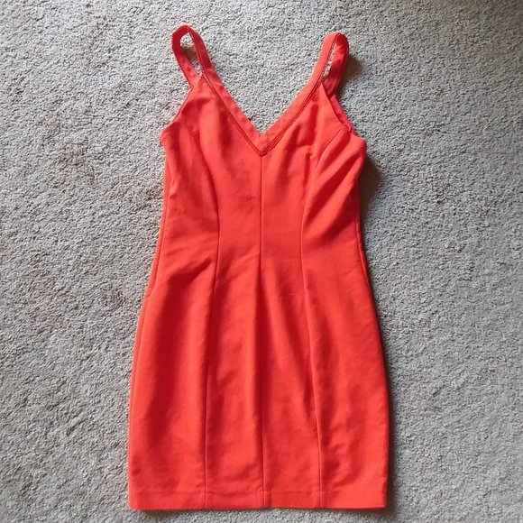 Zara Trafaluc Orange Sleeveless VNeck Shea… - Picture 2 of 7